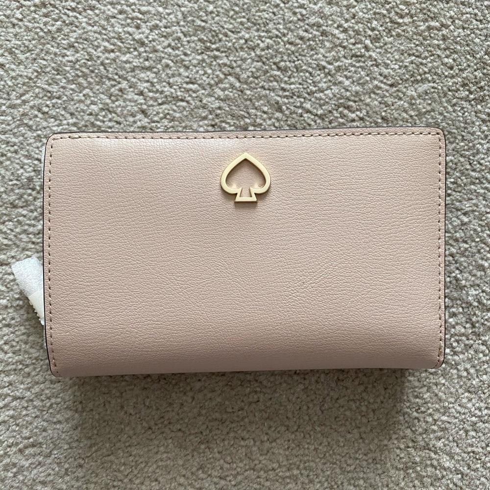 adel medium bifold wallet